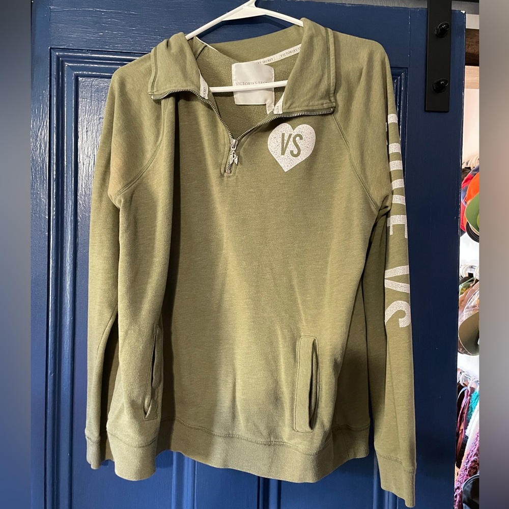 Victoria Secret pullover with pockets